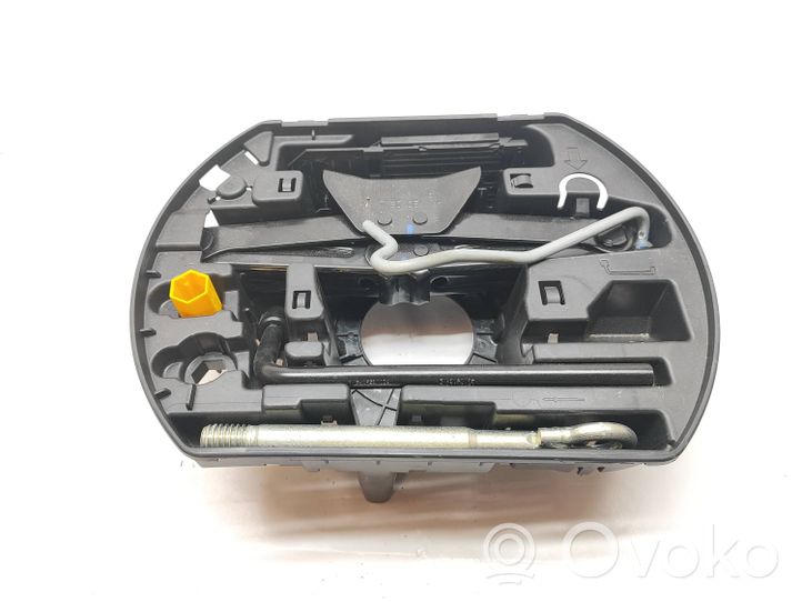 Peugeot 208 Kit d’outils 301063