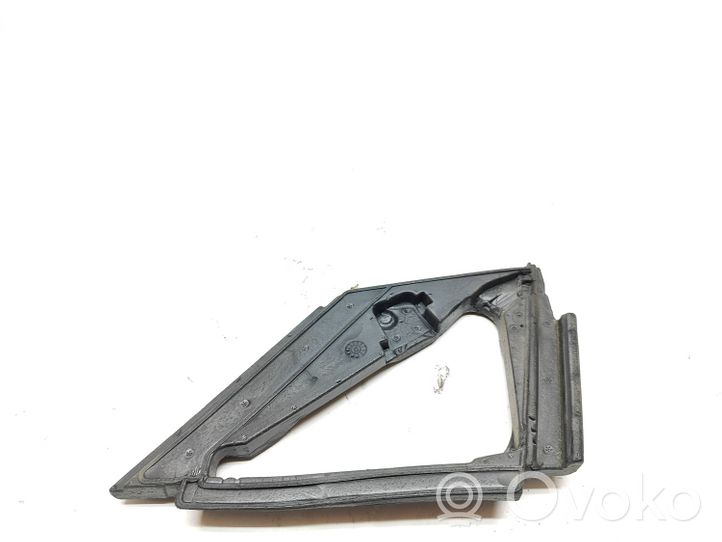 Mercedes-Benz B W246 W242 Altro elemento di rivestimento della portiera anteriore A2467270488