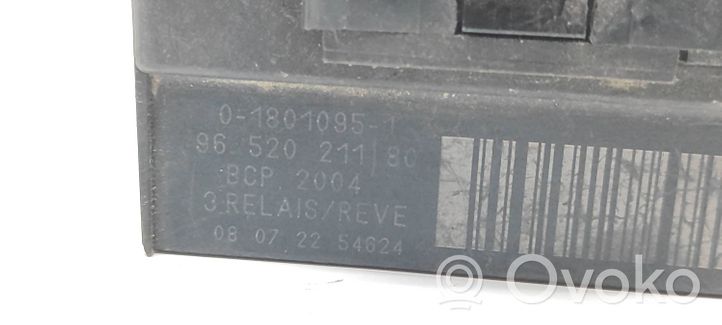 Citroen C4 Grand Picasso Relais de bougie de préchauffage 9652021180