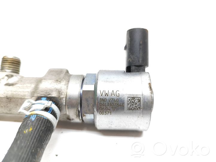 Audi A4 S4 B9 Linea principale tubo carburante 04L089G