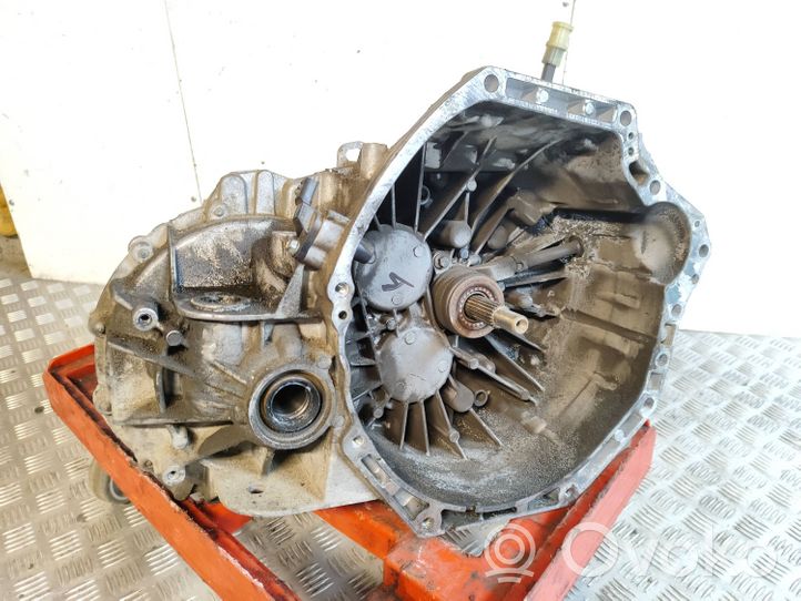 Renault Trafic III (X82) Manual 6 speed gearbox 320108718R