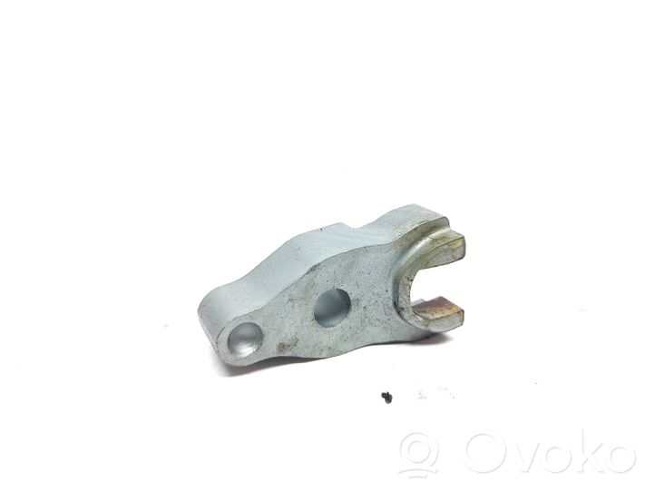 Audi A6 C7 Support de pince d'injecteur de carburant 059216k