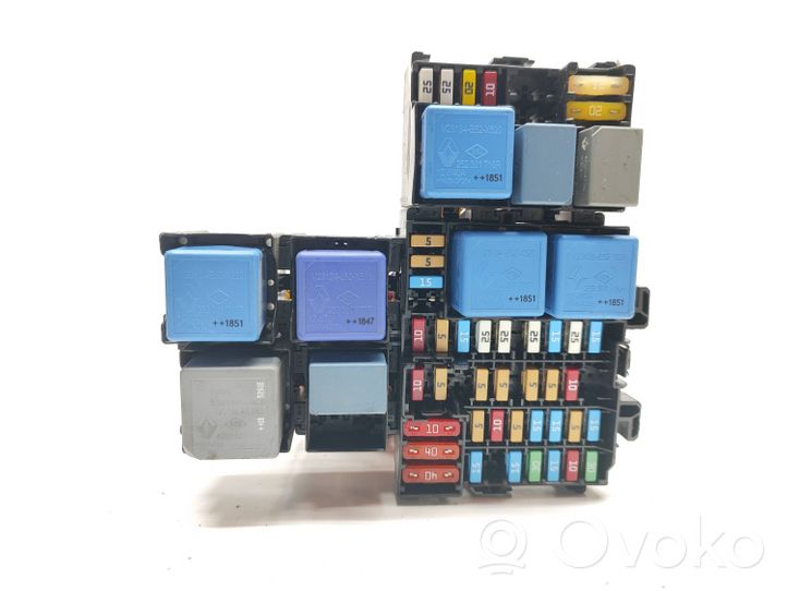 Renault Trafic III (X82) Fuse box set 00000