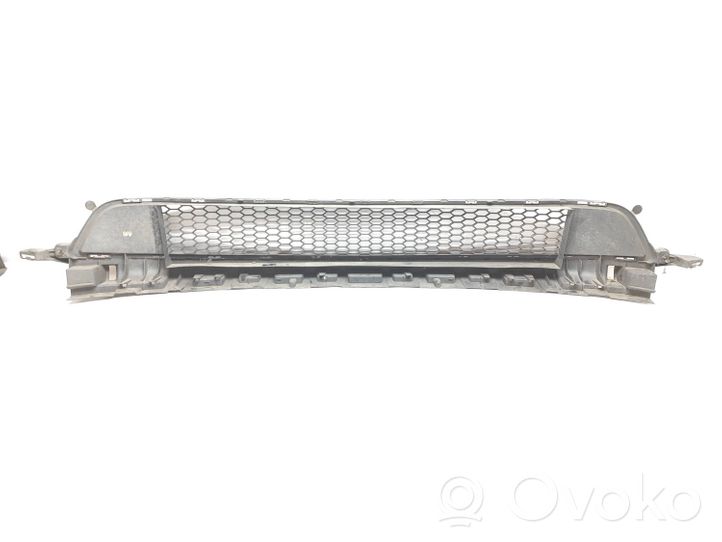 Renault Trafic III (X82) Front bumper lower grill 622544919R