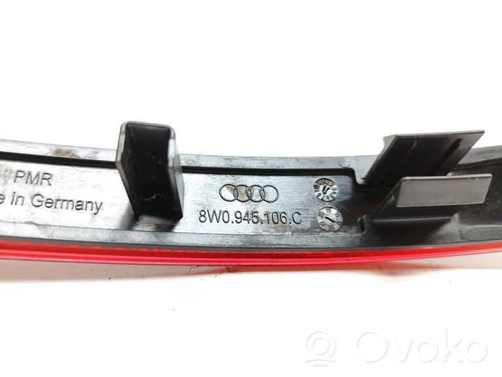 Audi A4 S4 B9 Odblask lampy tylnej 8W0945106C