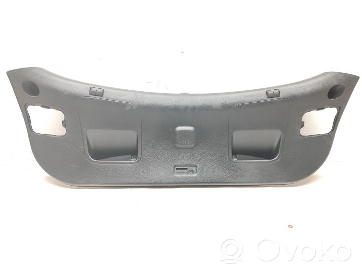 Hyundai i30 Galvenais apdares panelis 81751A6000