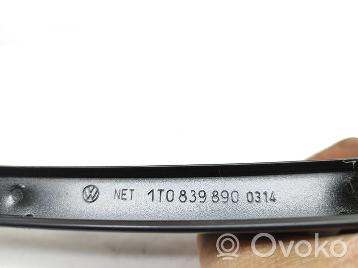 Volkswagen Touran II Altro elemento di rivestimento della portiera posteriore 1T0839890