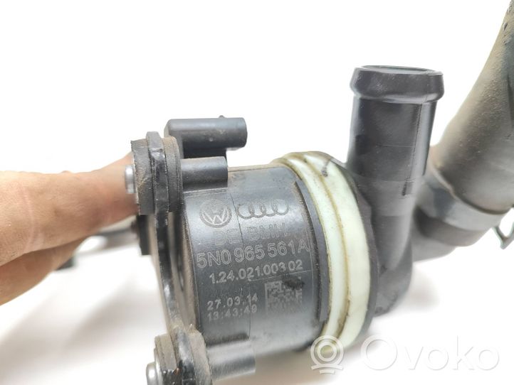 Volkswagen Touran II Pompa cyrkulacji / obiegu wody 5N0965561A