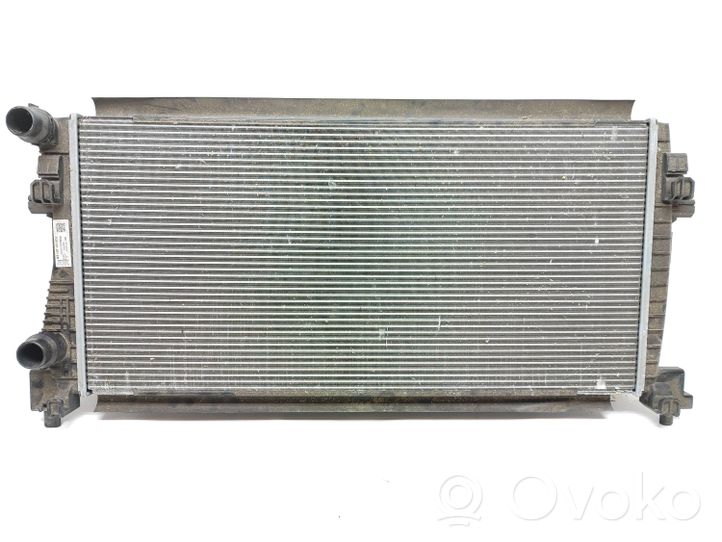 Audi Q2 - Dzesēšanas šķidruma radiators 5Q0121251EB