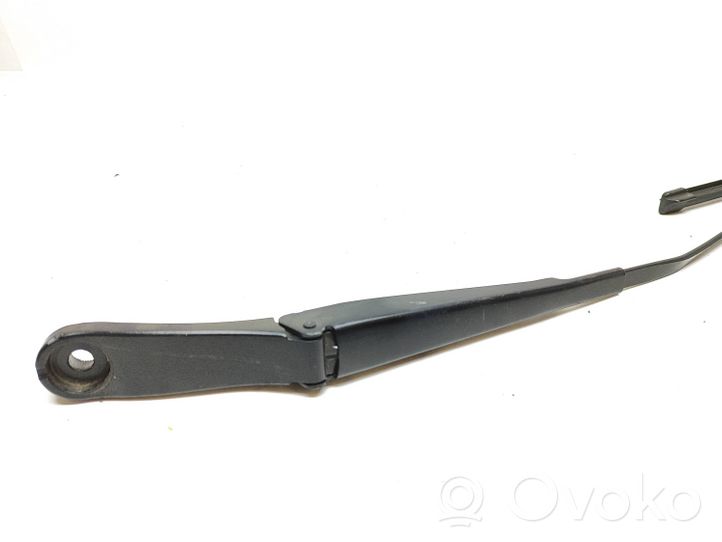 Audi Q2 - Windshield/front glass wiper blade W000076806