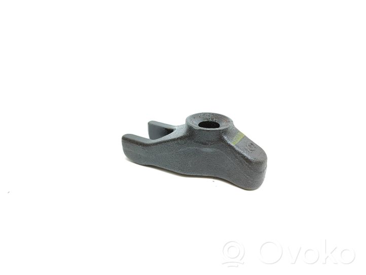 KIA Sorento Fuel Injector clamp holder 