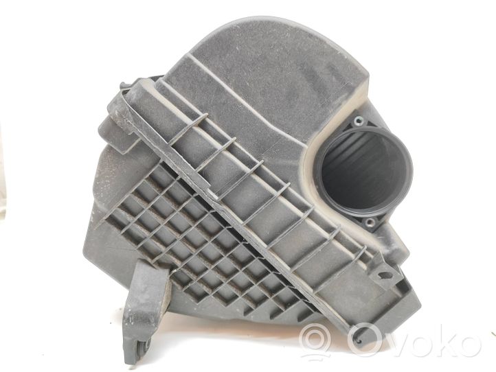 KIA Sorento Air filter box 28100C5300