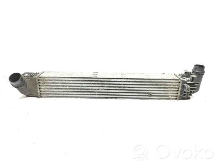 Dacia Duster Chłodnica powietrza doładowującego / Intercooler 8200880552