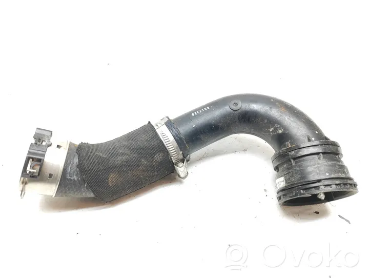 Land Rover Discovery Sport Tube d'admission de tuyau de refroidisseur intermédiaire GJ326C715