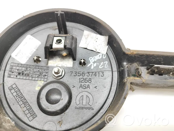 Fiat 500 Griglia superiore del radiatore paraurti anteriore 735637413