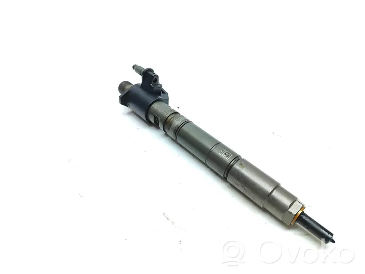 Volvo V40 Fuel injector 31303238