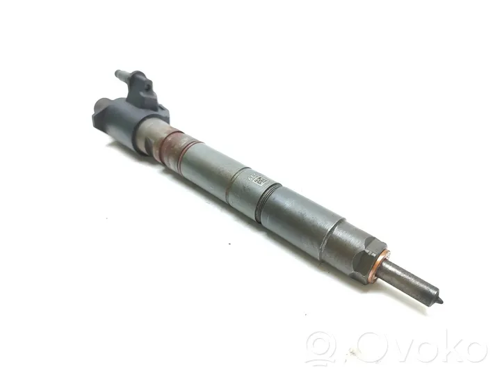 Volvo V40 Fuel injector 31303238