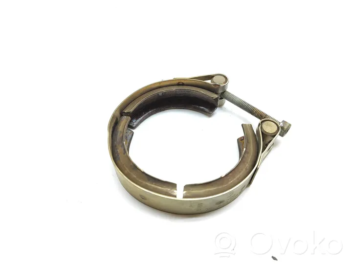 Audi Q3 8U Muffler pipe connector clamp 04L253725B