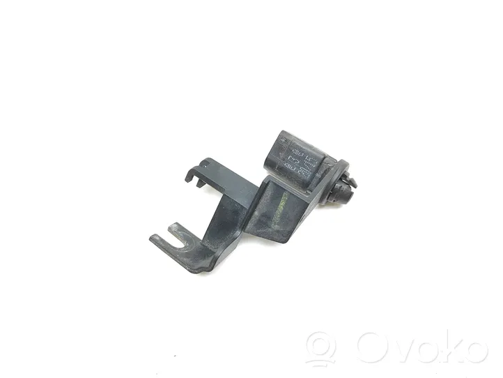 Audi Q3 8U Ārējā temperatūras sensors 8Z0820535