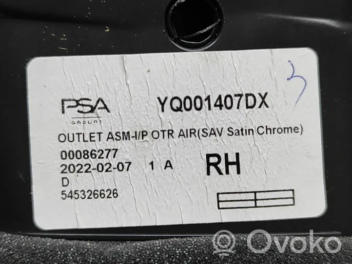 Citroen C3 Aircross Kojelaudan sivutuuletussuuttimen kehys 545326626