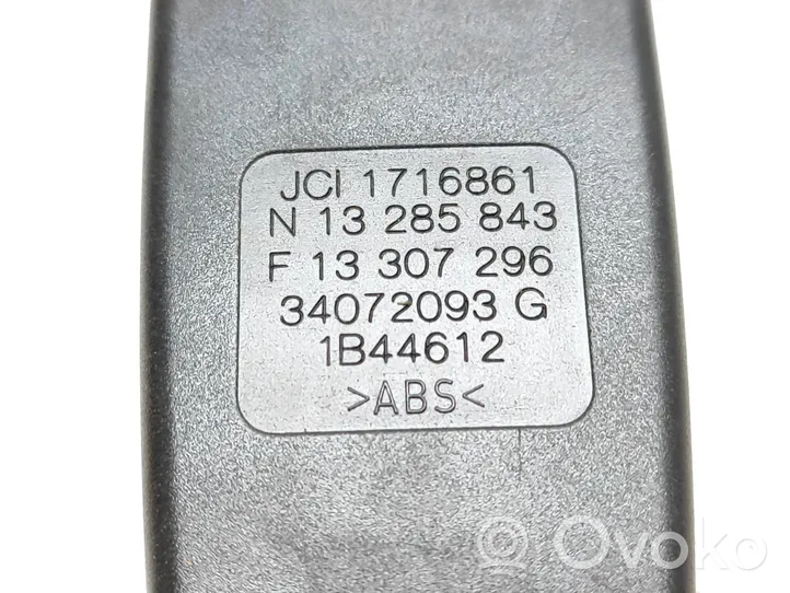 Opel Meriva B Takaistuimen turvavyön solki 13285843