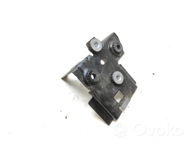 Citroen DS5 ABS pump bracket 