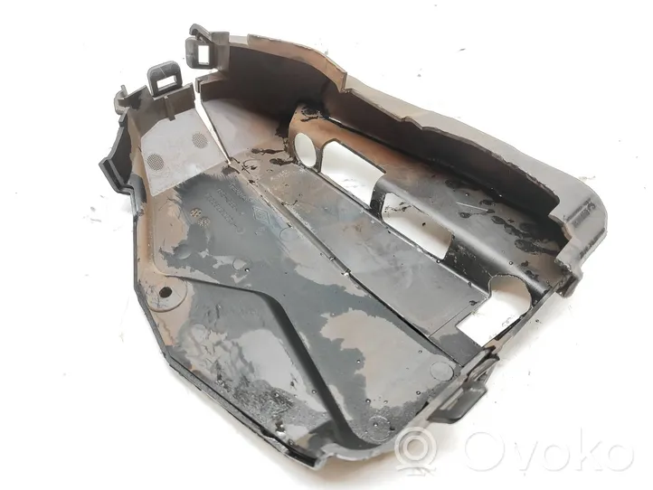 Renault Megane IV Cache carter courroie de distribution 135630596R