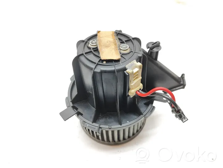 Audi A4 S4 B8 8K Ventola riscaldamento/ventilatore abitacolo 8K1820021