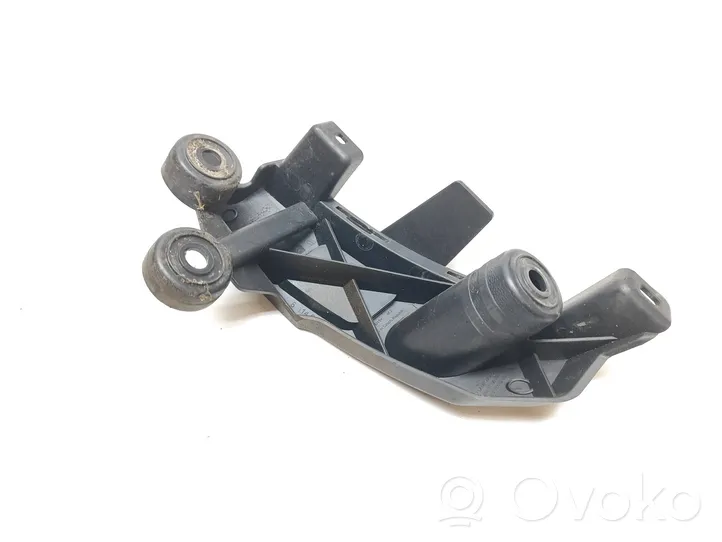 Citroen C3 Support de pare-chocs arrière 8114596