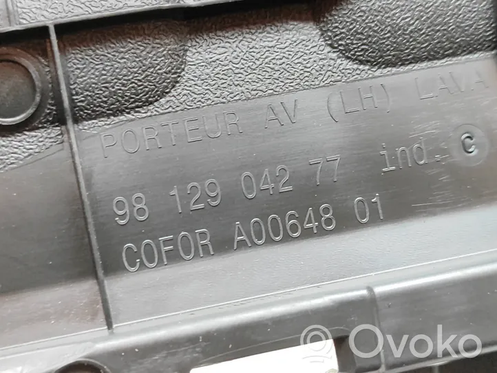 Citroen C3 Обшивка передней двери 9812904277