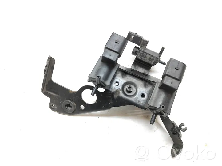 Volkswagen Touareg II Turbolader Druckwandler Magnetventil 037906283C