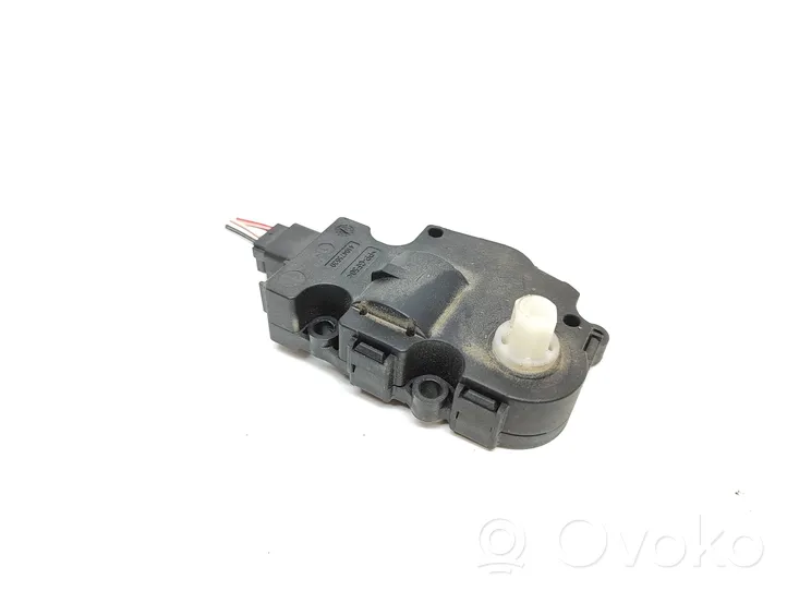 Volkswagen Touareg II Air flap motor/actuator EFB340