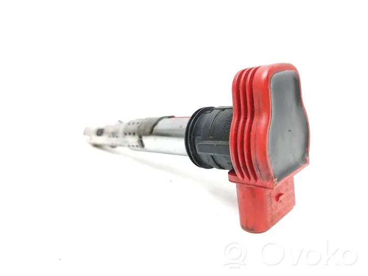 Volkswagen Touareg II Bobine d'allumage haute tension 06E905115E