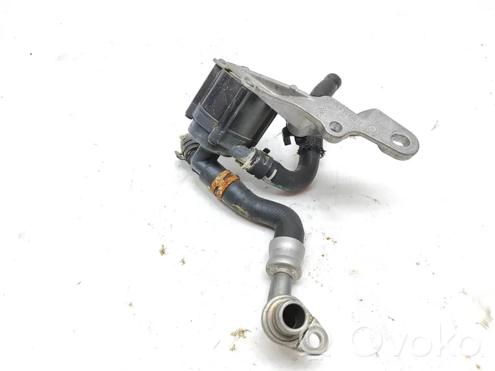 Peugeot 208 Pompe à eau de liquide de refroidissement 9814099080