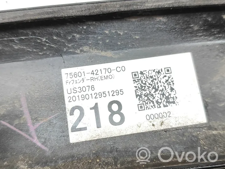 Toyota RAV 4 (XA50) Garniture pour voûte de roue avant 7560142170