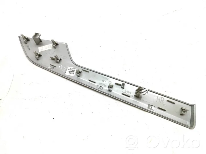 Audi A4 S4 B9 8W Baguette moulure de porte arrière 8W0867420