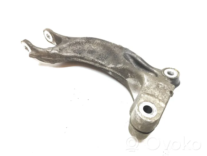 Audi A4 S4 B9 8W Supporto inferiore dell’ammortizzatore 8W0037