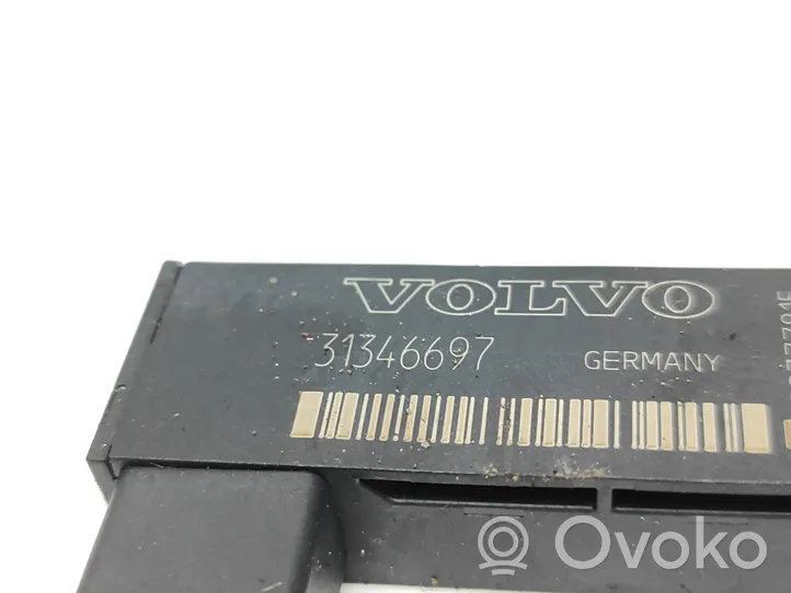 Volvo S90, V90 Amplificateur d'antenne 31346697
