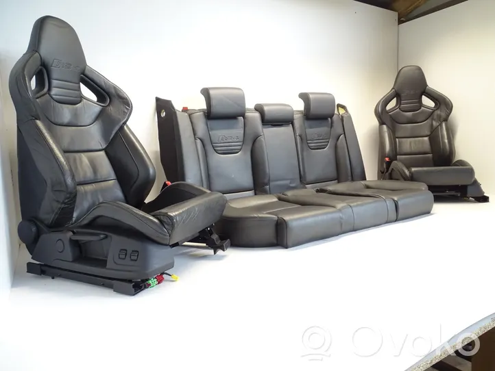 Audi RS4 B7 Seat set 