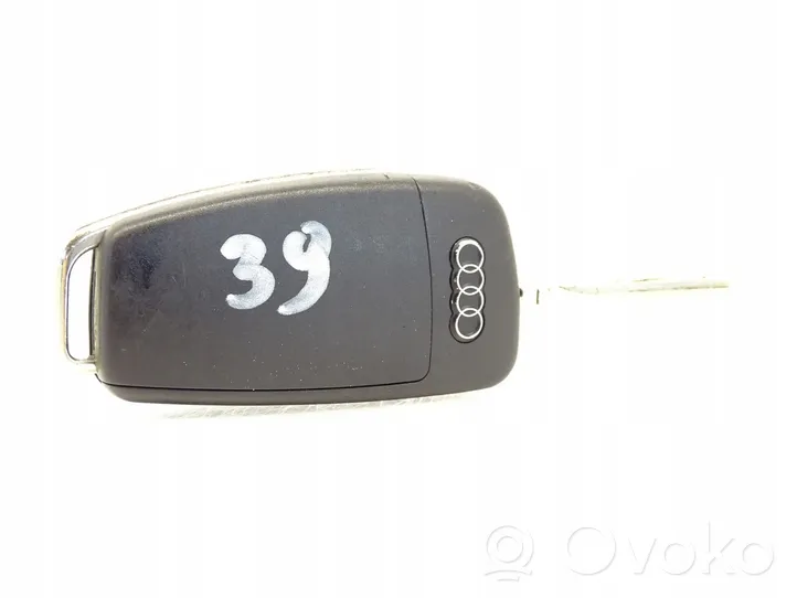 Audi A3 S3 8V Clé / carte de démarrage 8V0837220D