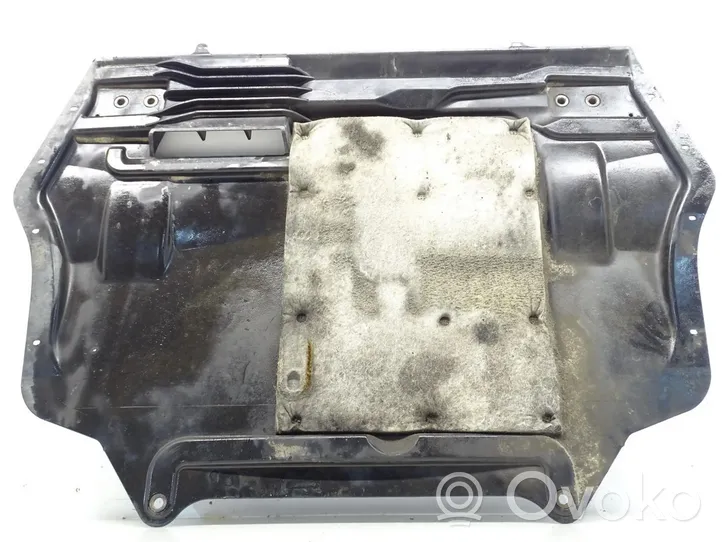 Volkswagen Caddy Engine splash shield/under tray 5C6825902