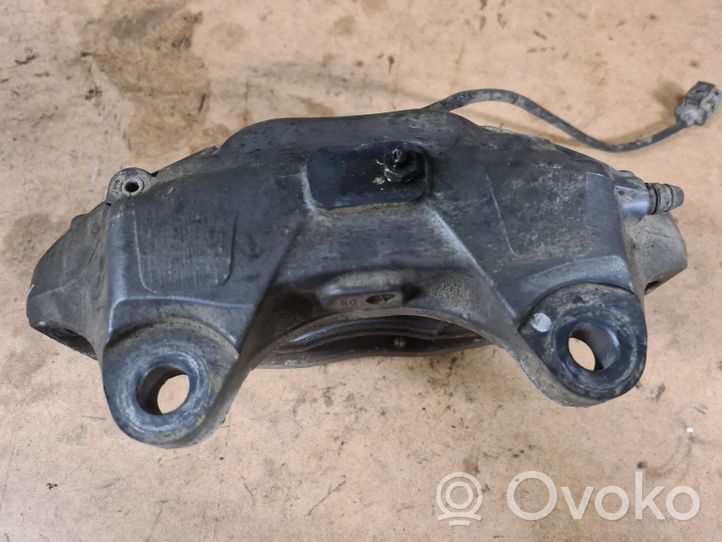 Volkswagen Touareg I Front brake caliper 209236051A