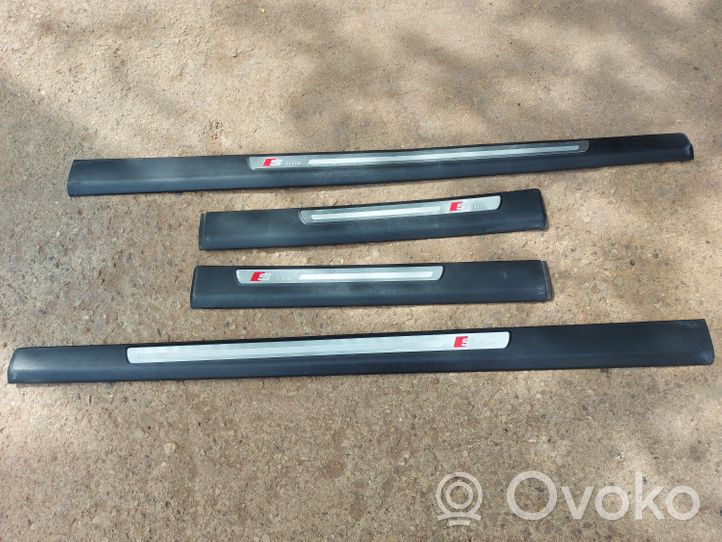 Audi A6 S6 C6 4F Set di rifiniture davanzale (interno) 4F0853375K