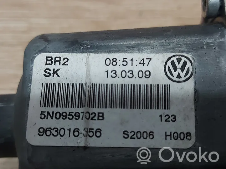 Volkswagen Tiguan Silniczek podnośnika szyby drzwi przednich 5N0959702B