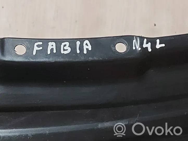 Skoda Fabia Mk2 (5J) Панель радиаторов (телевизор) 5J0010454H