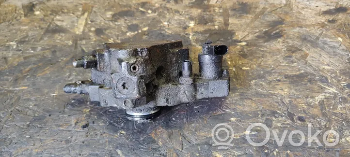 Mercedes-Benz E W211 Pompe d'injection de carburant à haute pression A6460700401