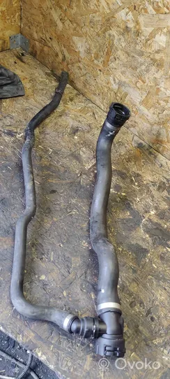 BMW 3 F30 F35 F31 Coolant pipe/hose 8510012