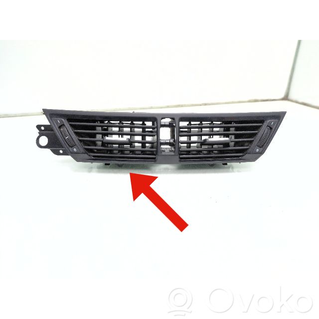 BMW X1 E84 Centrinės oro grotelės 