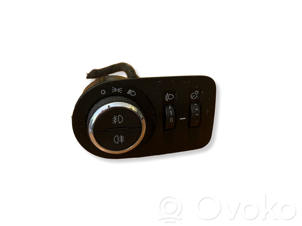 Opel Corsa D Light switch 
