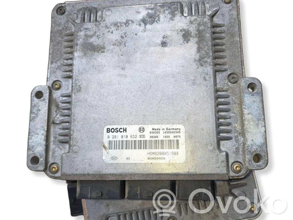 Renault Trafic II (X83) Engine control unit/module 